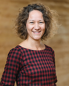 Portrait Alice Hohn Das Bild enthält das Portrait einer Frau